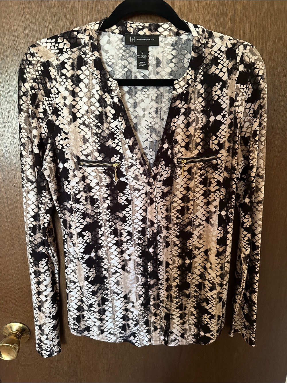 INC International Concepts Black & Cream Snake-Print Button Down Top